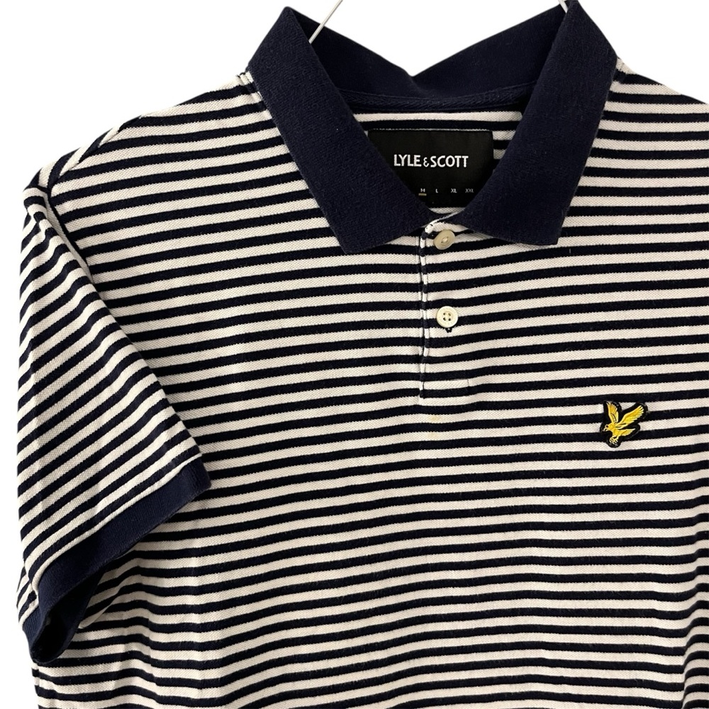 Lyle & Scott Blue and White Striped Polo Shirt - Medium
